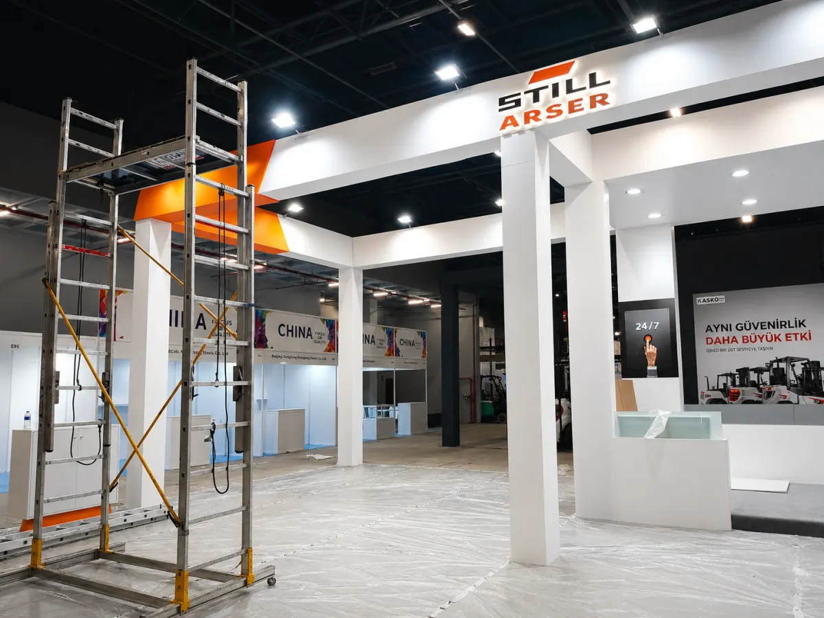 Hub of Warehouse